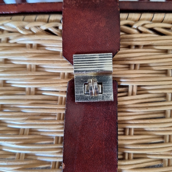 Vintage wicker purse - Picture 5 of 5